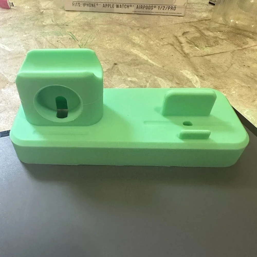 Tech Theory 3 In 1 Fits iPhone AirPods Apple Watch Green